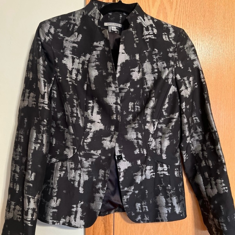 Anne Klein jacket size 2